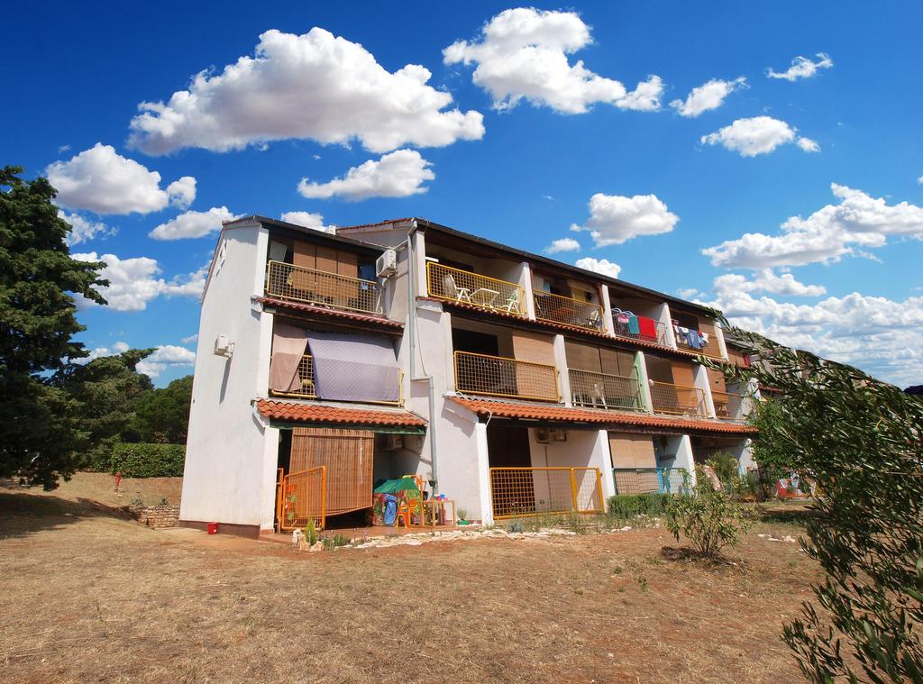 Apartment Stipe 1444 Marčana 외부 사진