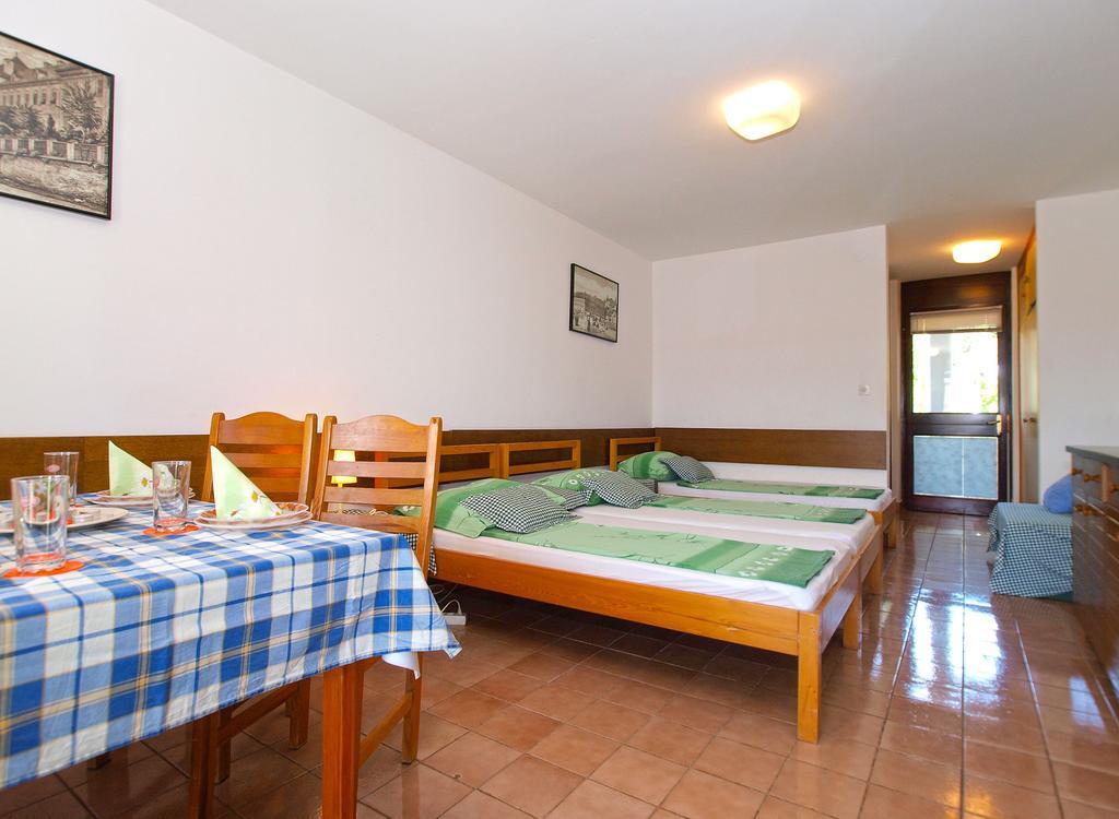 Apartment Stipe 1444 Marčana 외부 사진